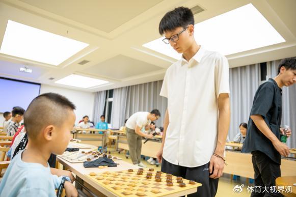 澳门一码一肖一特一中中什么号码,60 多名重庆青少年棋手齐聚綦江，国际跳棋交流赛火热进行中